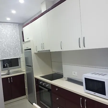 Center Apartman *